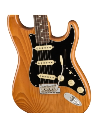Fender® American Pro II Stratocaster® RW RST PINE