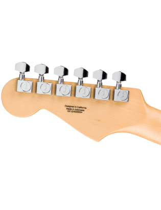 Fender® Standard Stratocaster® HSS MN CND