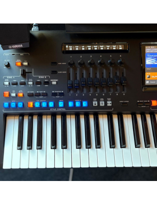 YAMAHA Genos + GNS-MS01 - GEBRAUCHT
